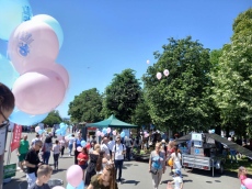 Хиляди балони изпъстриха небето над Бургас /СНИМКИ/